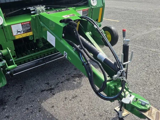 Image of John Deere 450M equipment image 1