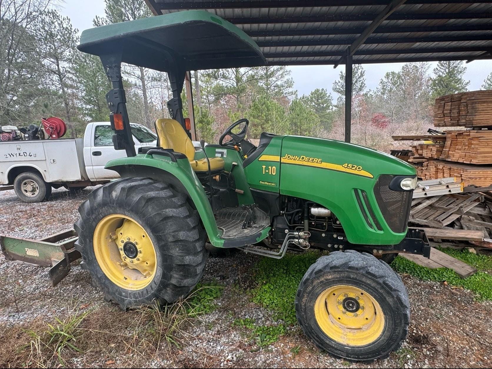 Main image John Deere 4520