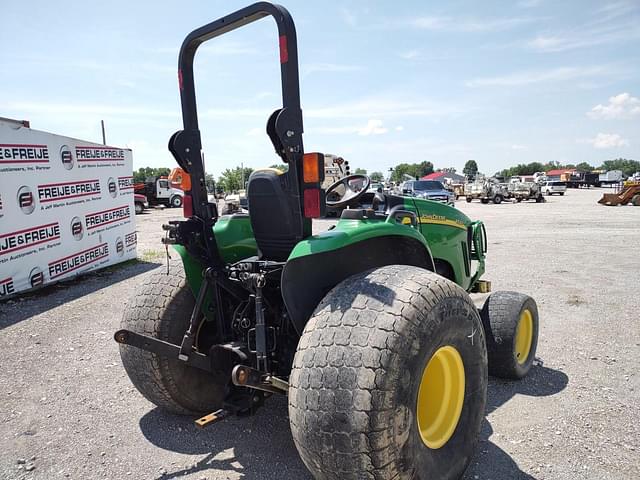Image of John Deere 4520 equipment image 4