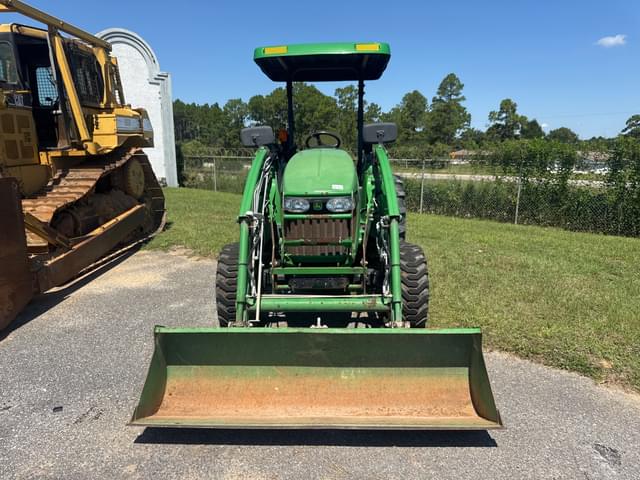 Image of John Deere 4520 equipment image 1