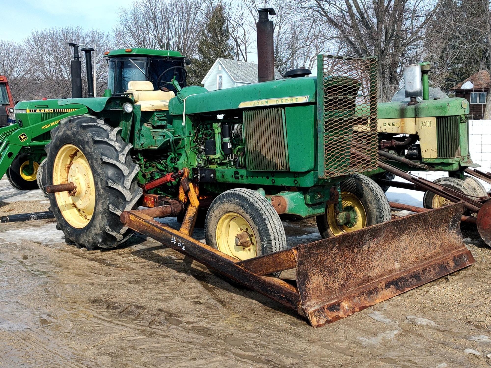 Main image John Deere 4520