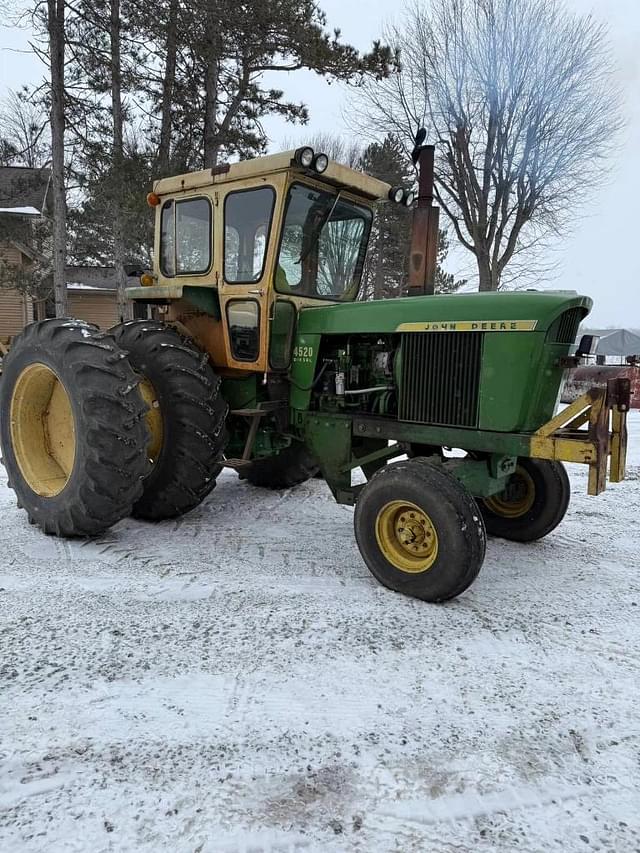 Image of John Deere 4520 equipment image 1