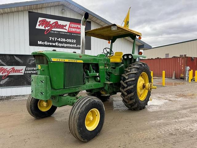 Image of John Deere 4520 equipment image 1