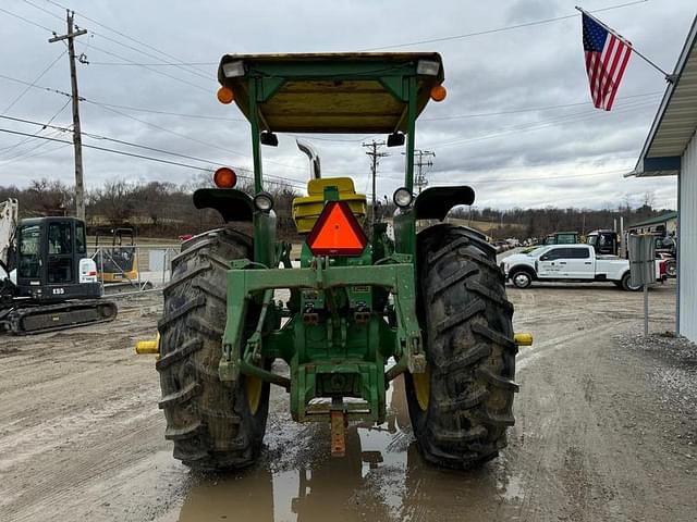 Image of John Deere 4520 equipment image 3