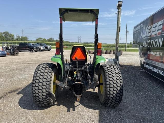 Image of John Deere 4520 equipment image 2