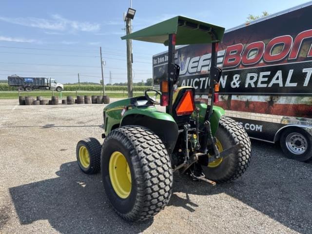 Image of John Deere 4520 equipment image 1
