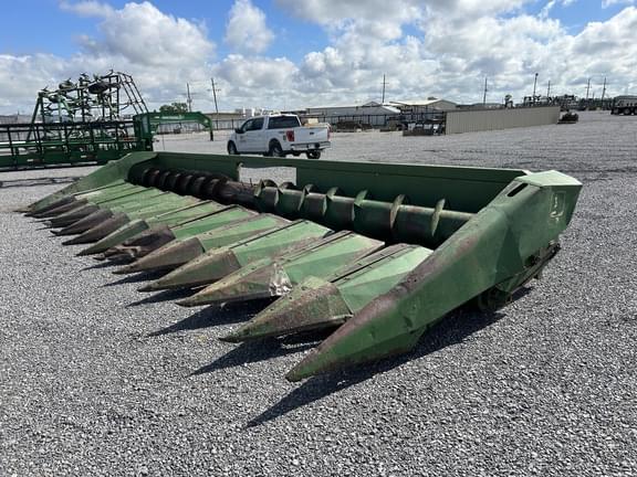 Image of John Deere 454A Primary image
