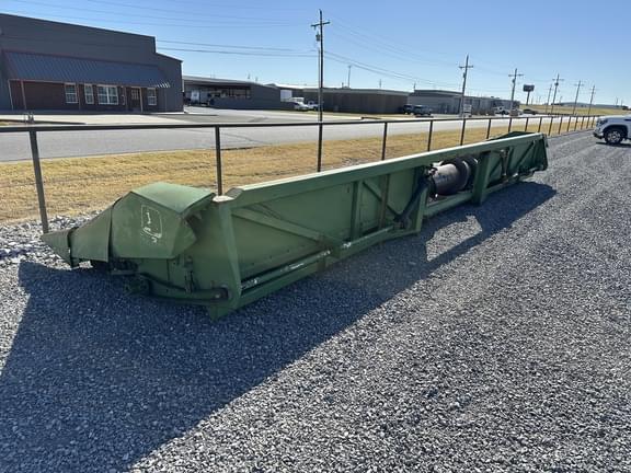 Image of John Deere 454A equipment image 2