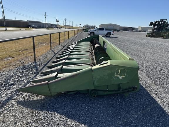 Image of John Deere 454A equipment image 1