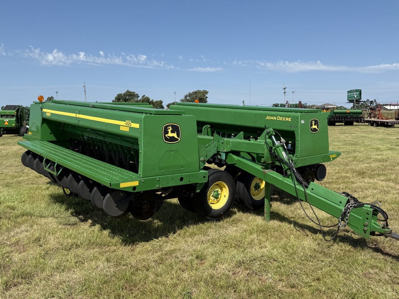 John Deere 455 Equipment Image0