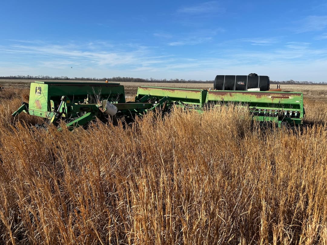 Image of John Deere 455 Primary image