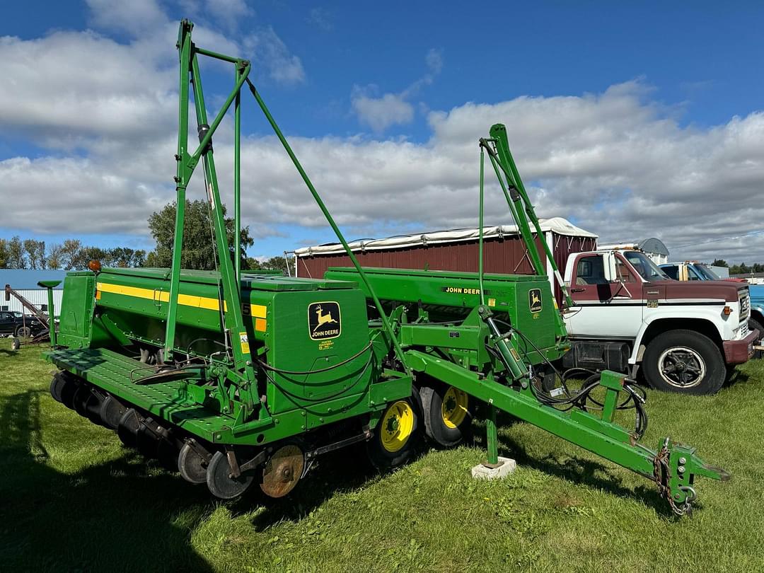 Image of John Deere 455 Primary image