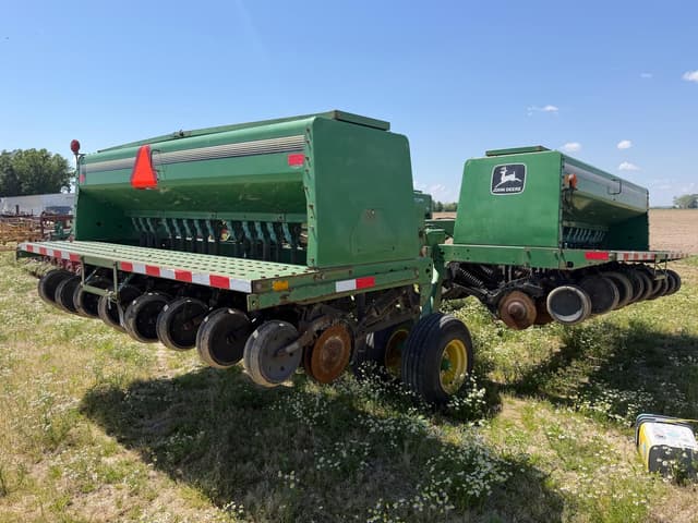 Image of John Deere 455 equipment image 2