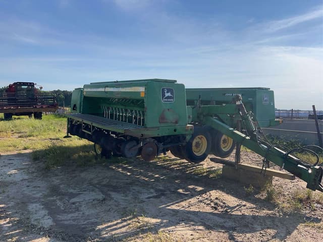 Image of John Deere 455 equipment image 4