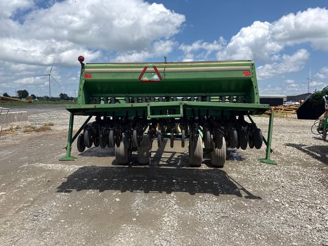 Image of John Deere 455 equipment image 3