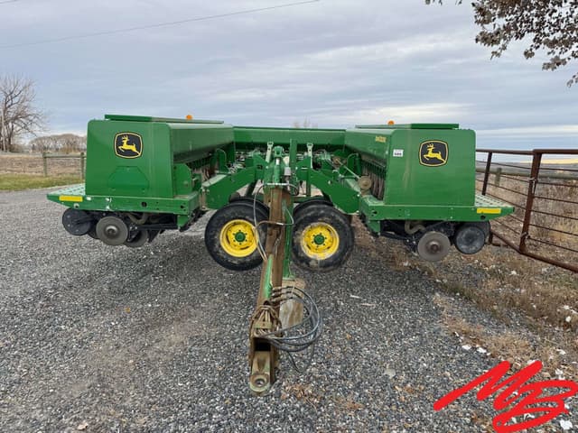 Image of John Deere 455 equipment image 1