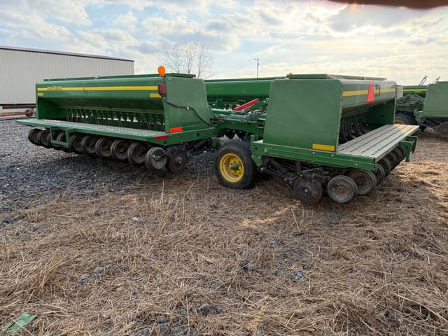 Image of John Deere 455 equipment image 3