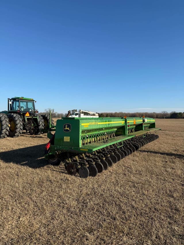 Image of John Deere 455 equipment image 1