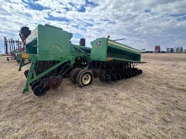 Image of John Deere 455 equipment image 4