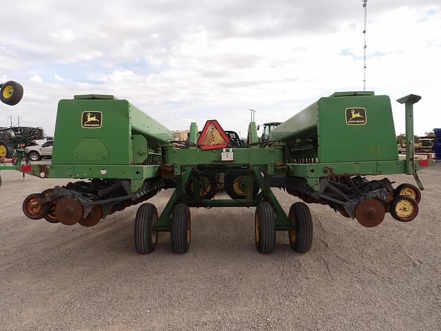 Image of John Deere 455 equipment image 3