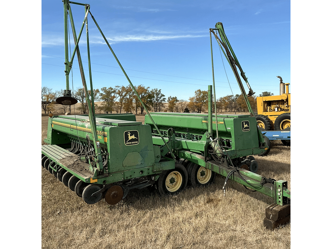 Image of John Deere 455 Primary image