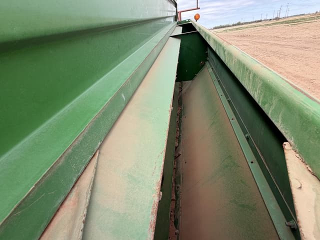 Image of John Deere 455 equipment image 4