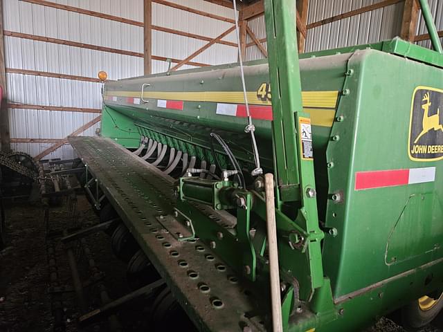 Image of John Deere 455 equipment image 3