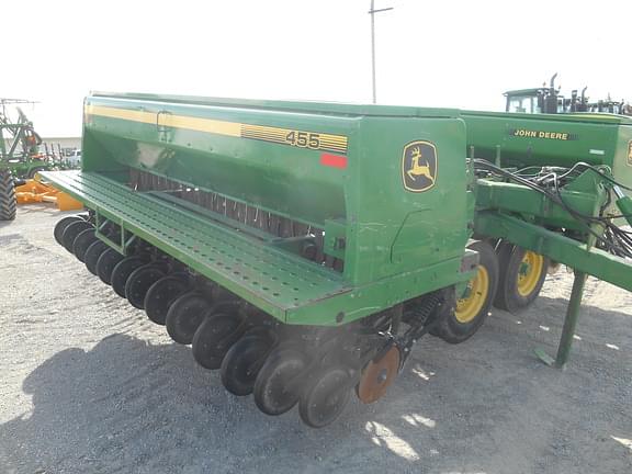 Image of John Deere 455 equipment image 3