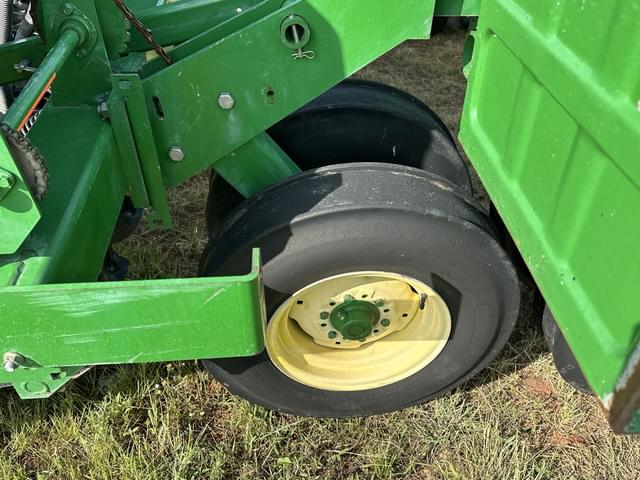 Image of John Deere 455 equipment image 4