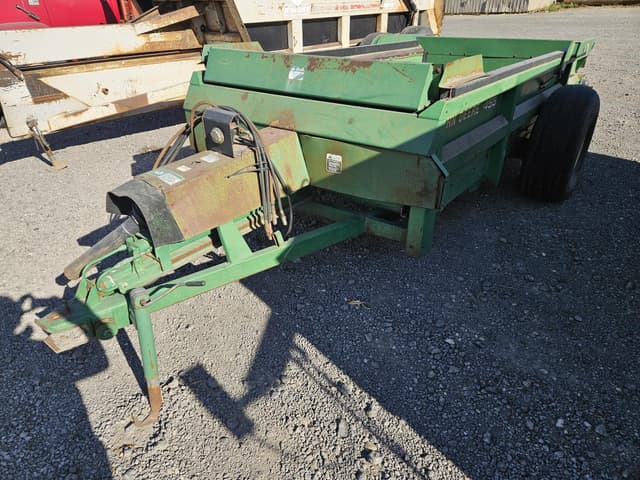 Image of John Deere 455 equipment image 1