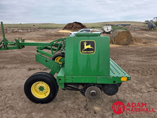 Image of John Deere 455 equipment image 2