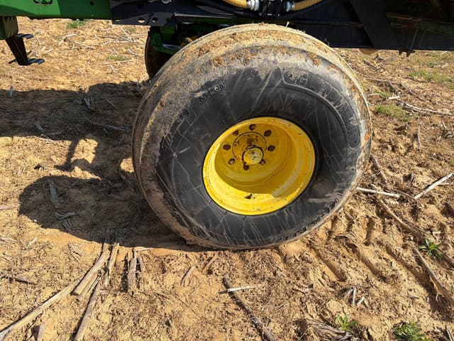 Image of John Deere 4555 equipment image 3