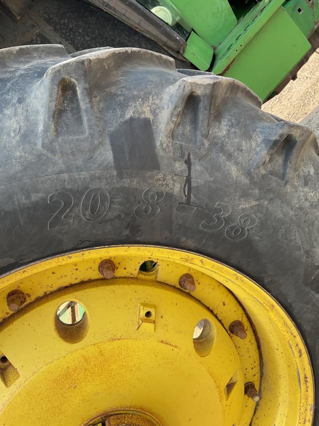 Image of John Deere 4555 equipment image 3