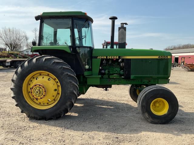 Image of John Deere 4555 equipment image 2