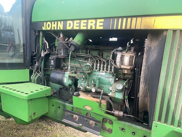 Image of John Deere 4555 equipment image 4