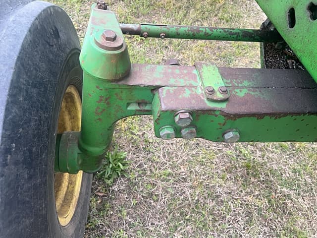 Image of John Deere 4555 equipment image 3