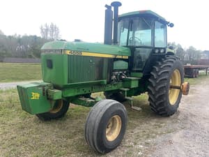 John Deere 4555 Image