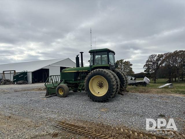 Image of John Deere 4555 equipment image 3