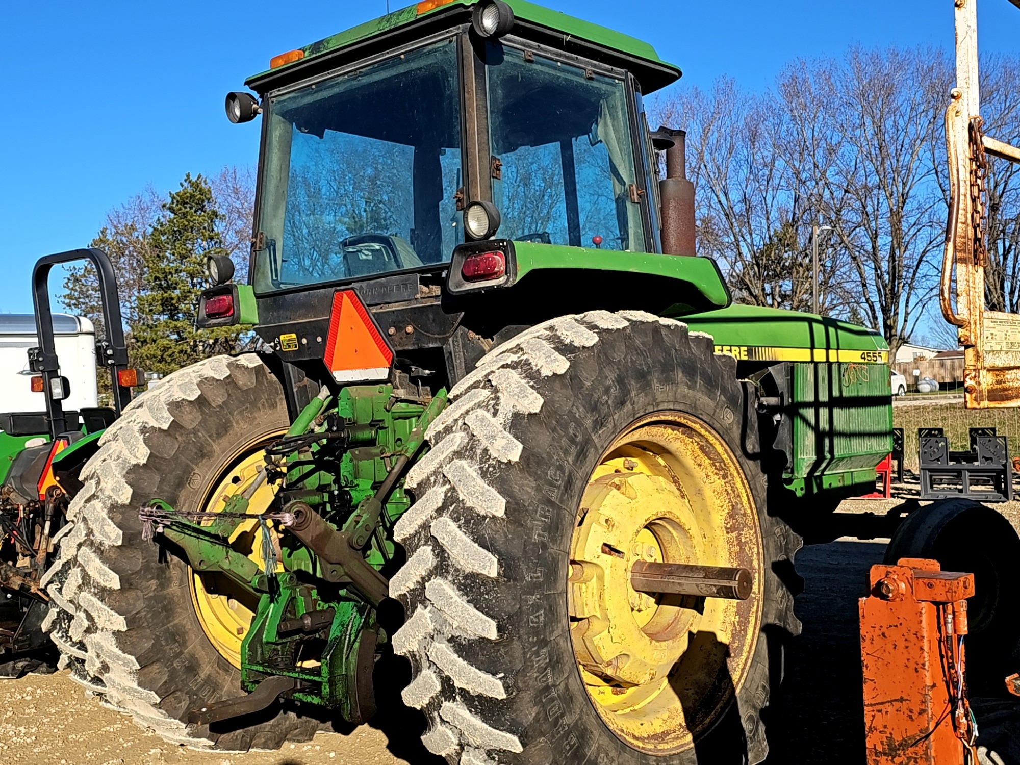 Image of John Deere 4555 equipment image 2