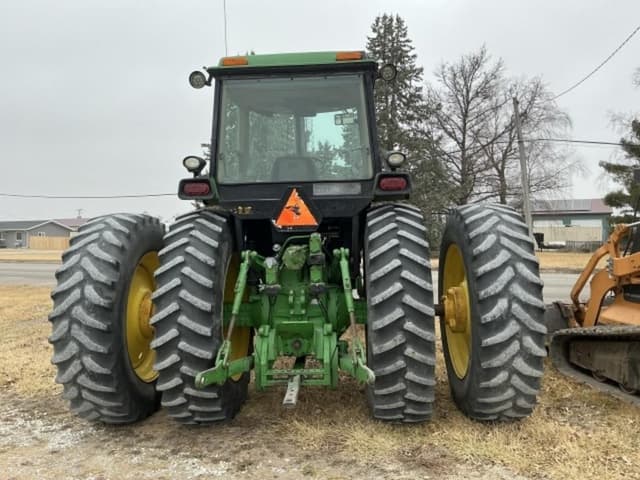 Image of John Deere 4555 equipment image 3