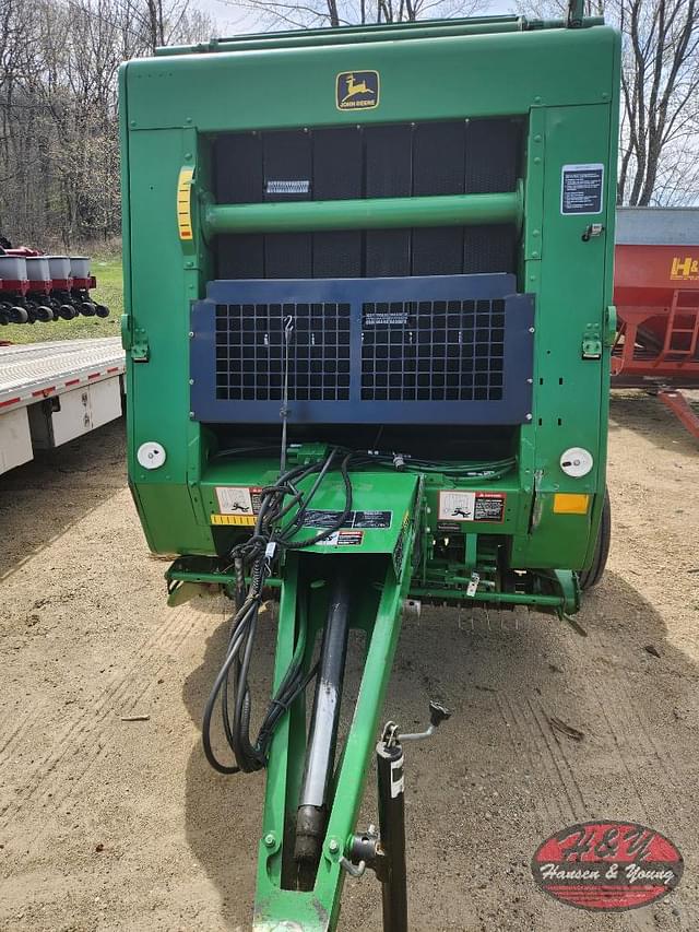 Image of John Deere 456 equipment image 2