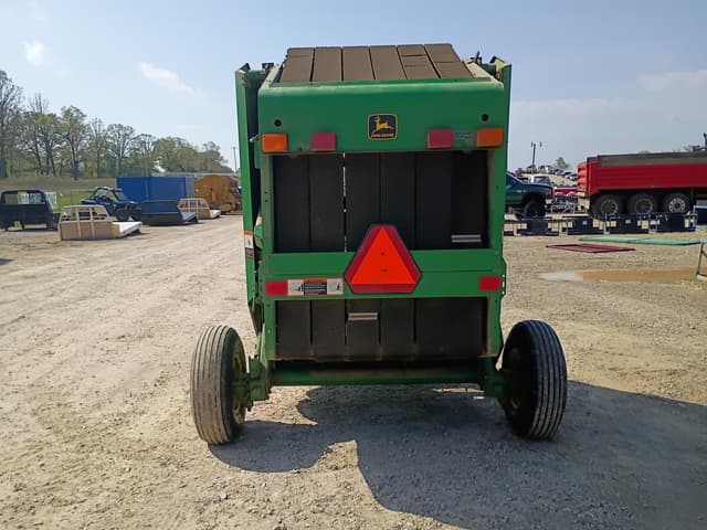 Image of John Deere 456 equipment image 3