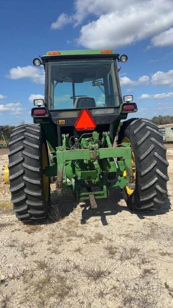 Image of John Deere 4560 equipment image 3