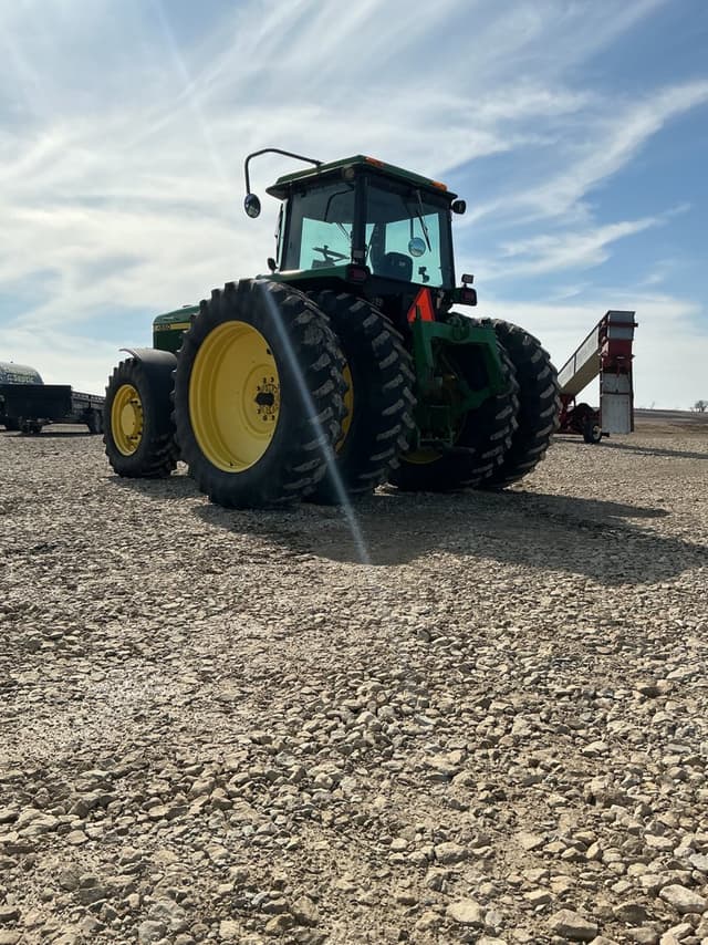 Image of John Deere 4560 equipment image 3