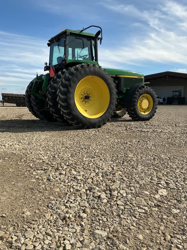 Image of John Deere 4560 equipment image 2