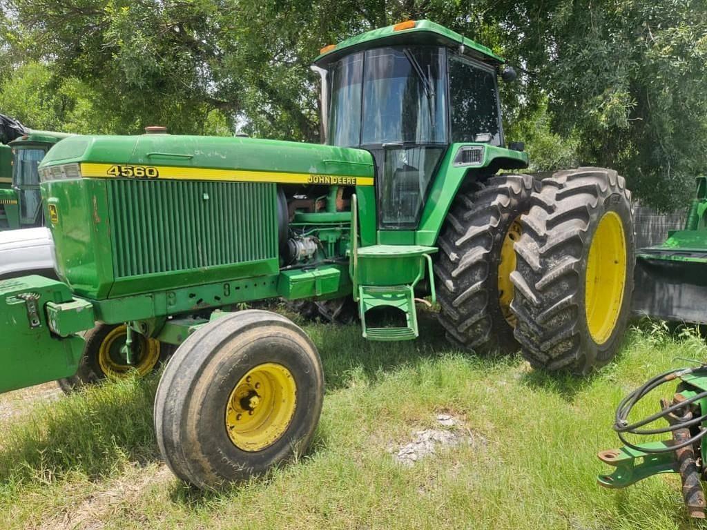 Image of John Deere 4560 Primary image