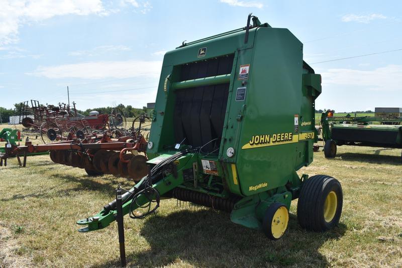 Image of John Deere 457 Primary image
