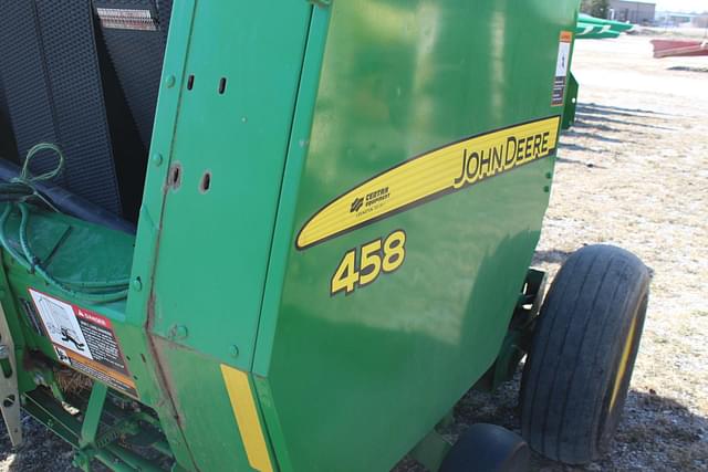 Image of John Deere 458 equipment image 3