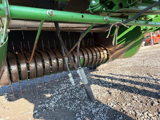 Image of John Deere 458 equipment image 4