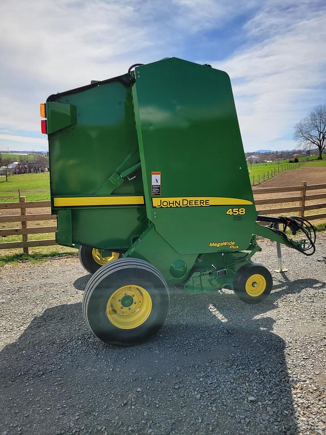 Image of John Deere 458 equipment image 2